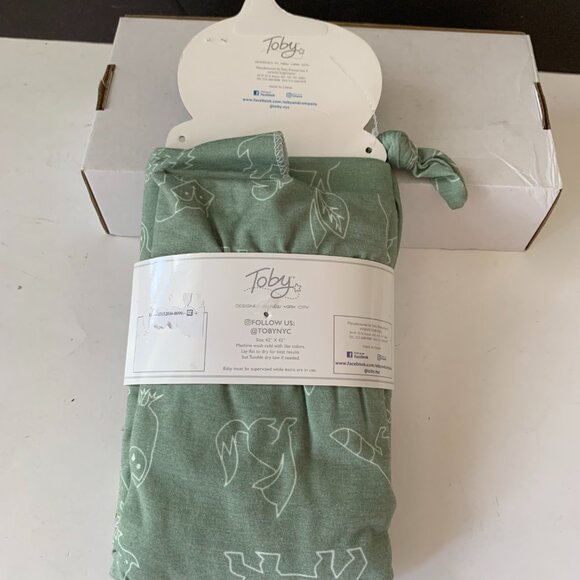 TOBY HAT WRAP and BOOTIES 3 PIECE SET 42" BY 42" WRAP NEW - Picture 4 of 7